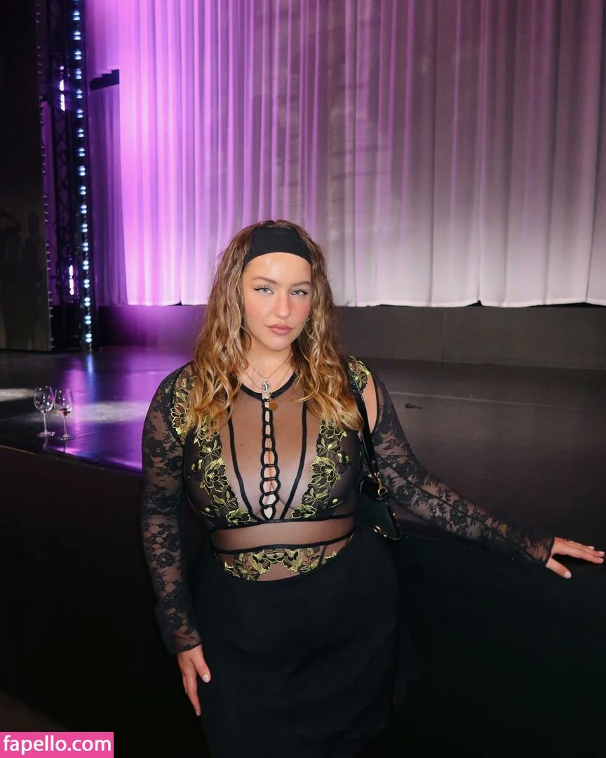 Joann Van Den Herik Onlyfans Photo Gallery 