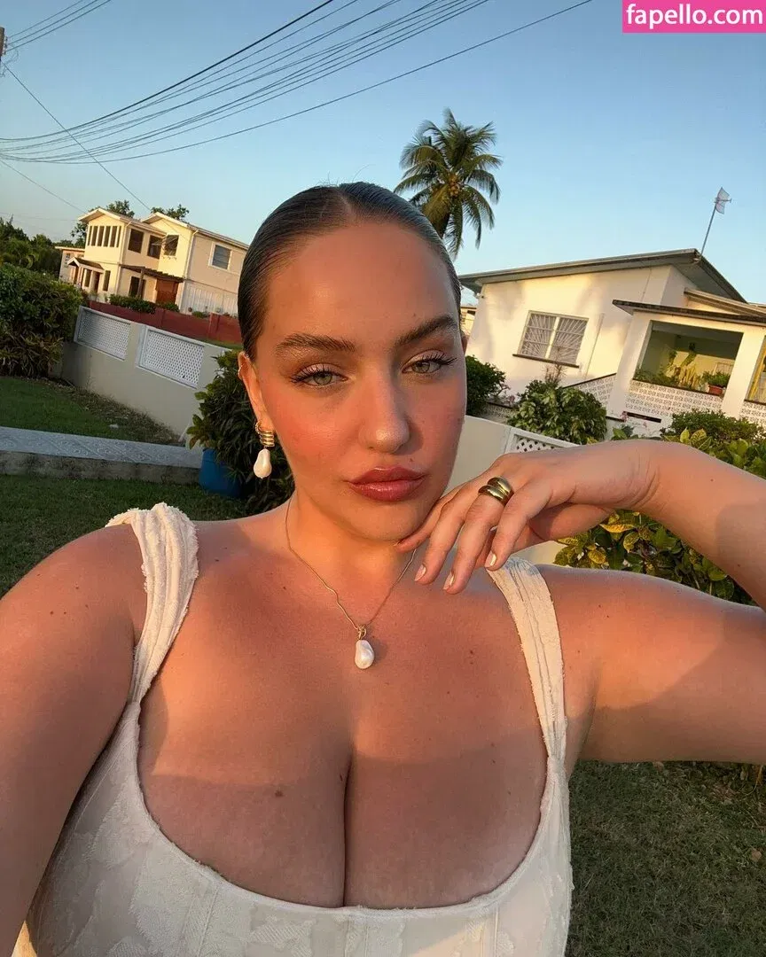 Joann Van Den Herik Onlyfans Photo Gallery 