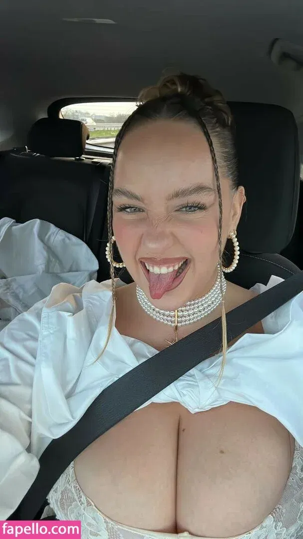 Joann Van Den Herik Onlyfans Photo Gallery 