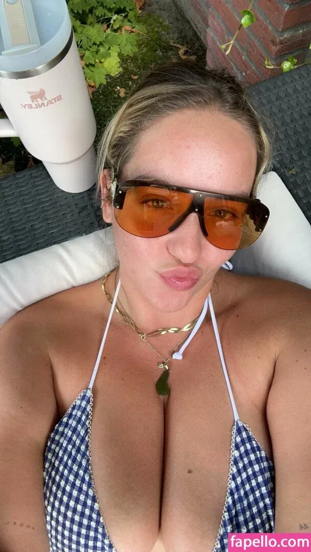 Joann Van Den Herik Onlyfans Photo Gallery 