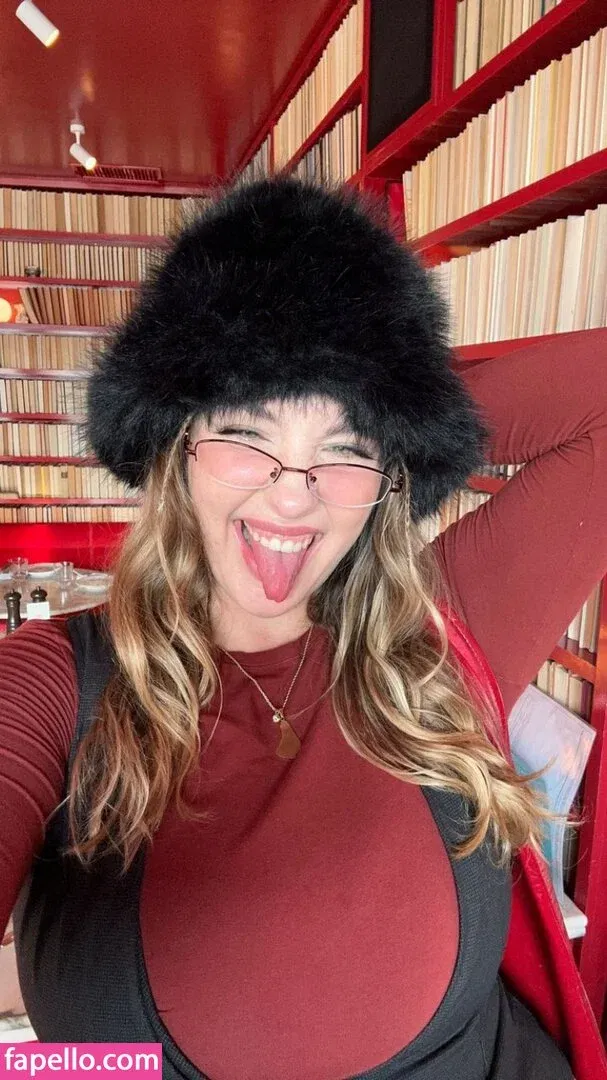 Joann Van Den Herik Onlyfans Photo Gallery 