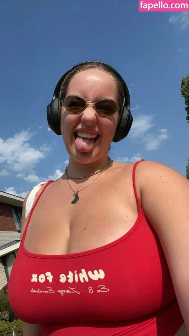 Joann Van Den Herik Onlyfans Photo Gallery 