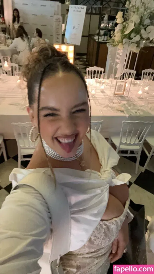 Joann Van Den Herik Onlyfans Photo Gallery 