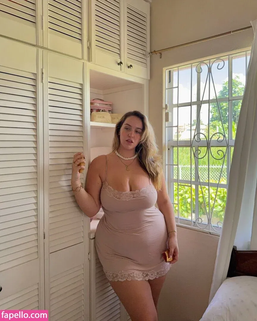 Joann Van Den Herik Onlyfans Photo Gallery 