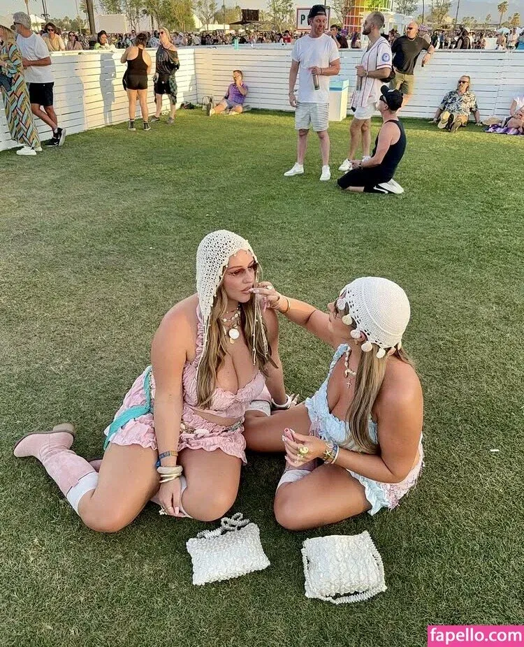 Joann Van Den Herik Onlyfans Photo Gallery 