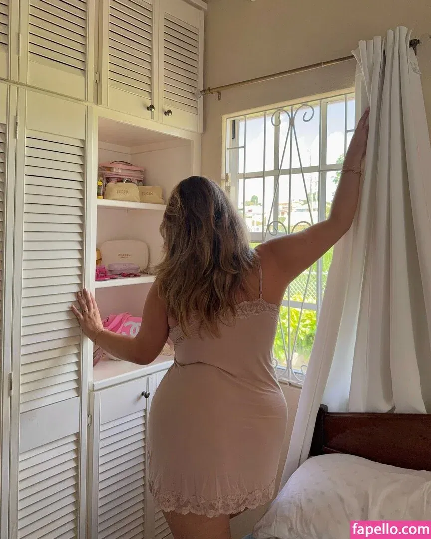 Joann Van Den Herik Onlyfans Photo Gallery 