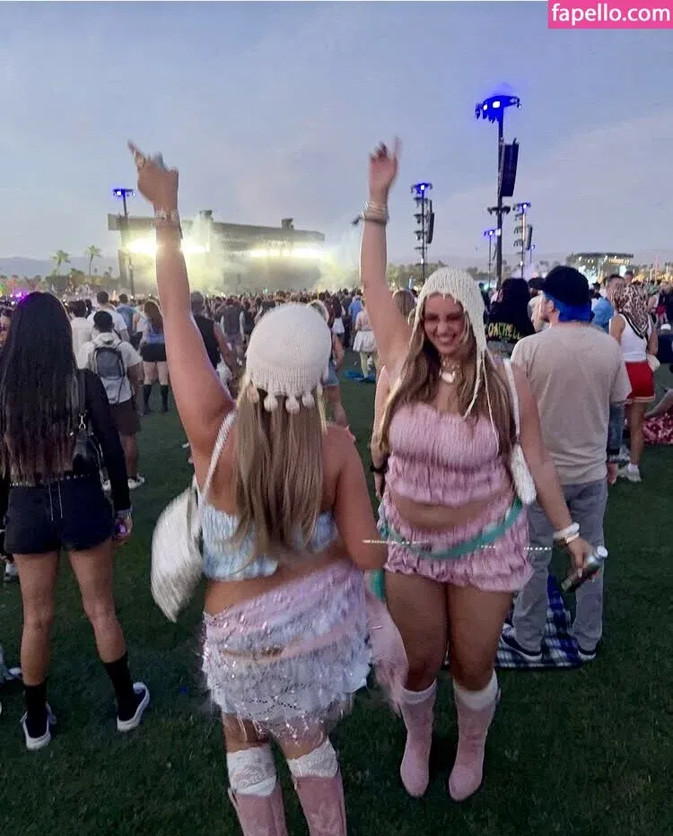 Joann Van Den Herik Onlyfans Photo Gallery 