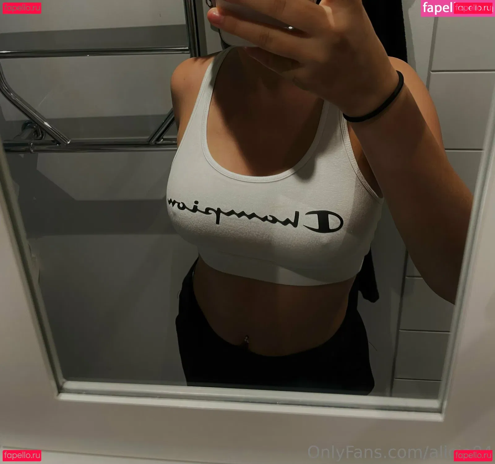 alicia04 Onlyfans Photo Gallery 