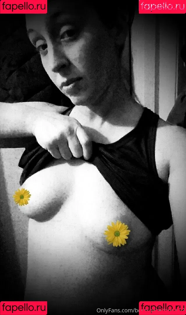 beersoakedangel02 Onlyfans Photo Gallery 