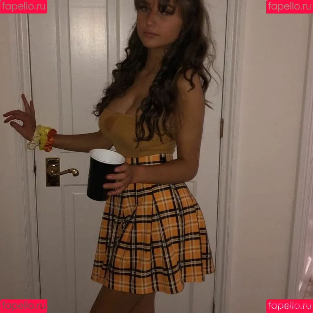 Emizzillo Onlyfans Photo Gallery 