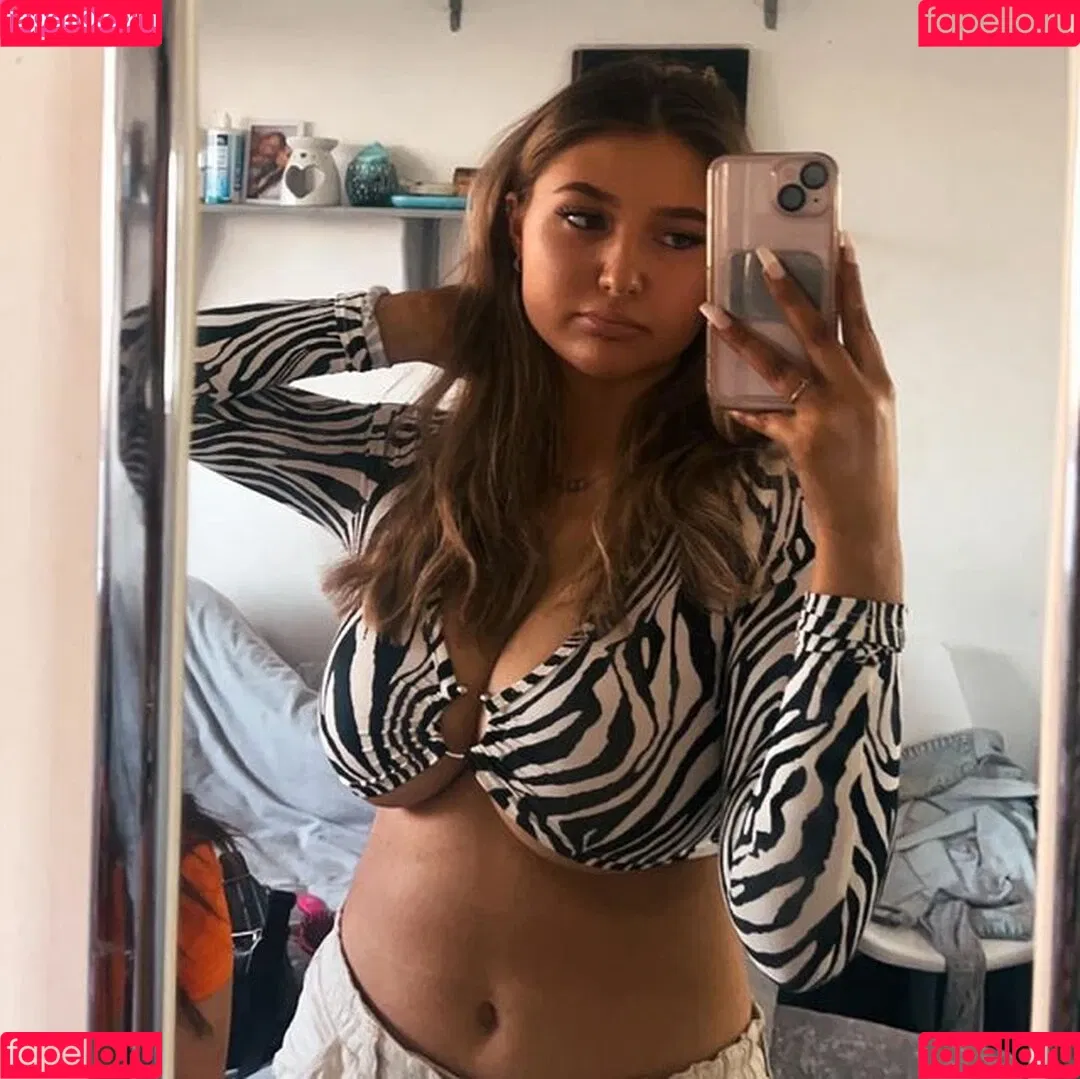 Emizzillo Onlyfans Photo Gallery 