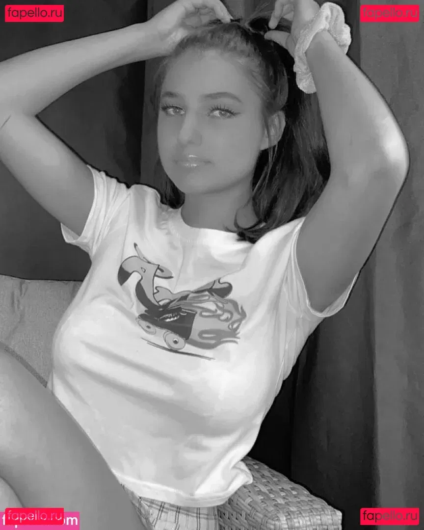 Emizzillo Onlyfans Photo Gallery 