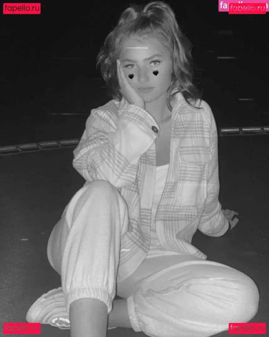 Emizzillo Onlyfans Photo Gallery 