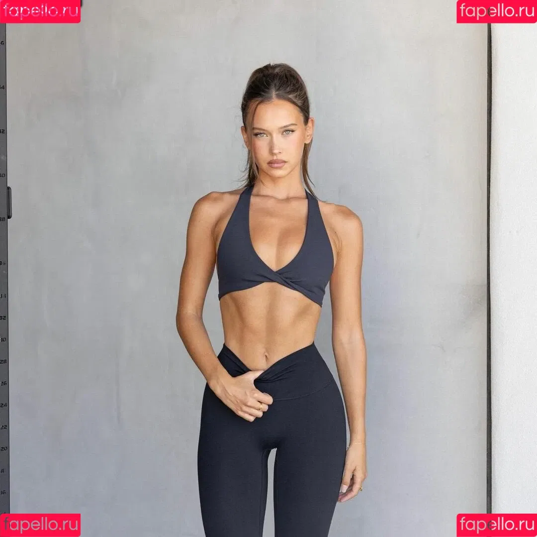 Isabelle Mathers Onlyfans Photo Gallery 