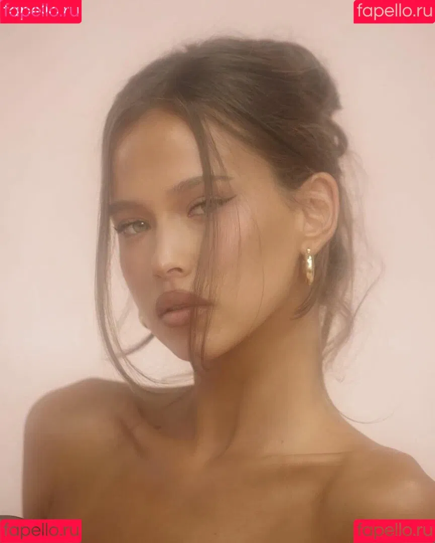 Isabelle Mathers Onlyfans Photo Gallery 