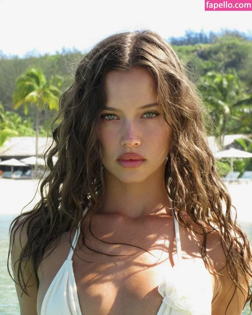 Isabelle Mathers Onlyfans Photo Gallery 