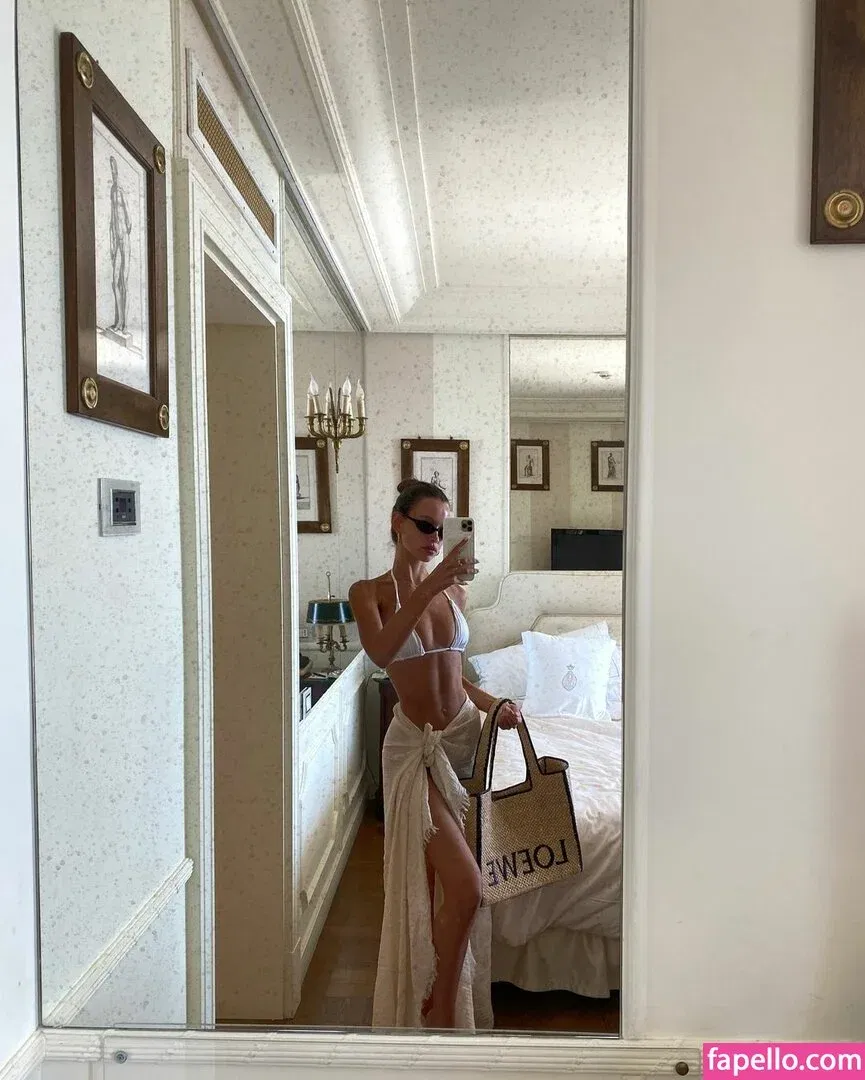 Isabelle Mathers Onlyfans Photo Gallery 