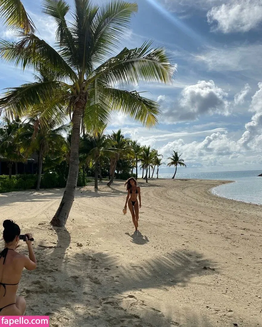 Isabelle Mathers Onlyfans Photo Gallery 