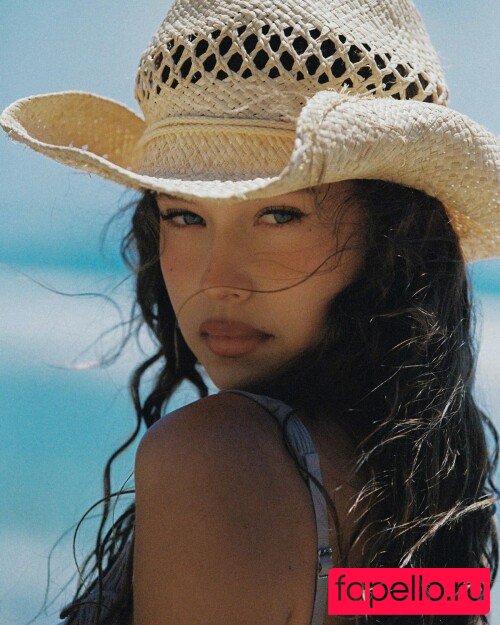 Isabelle Mathers Onlyfans Photo Gallery 