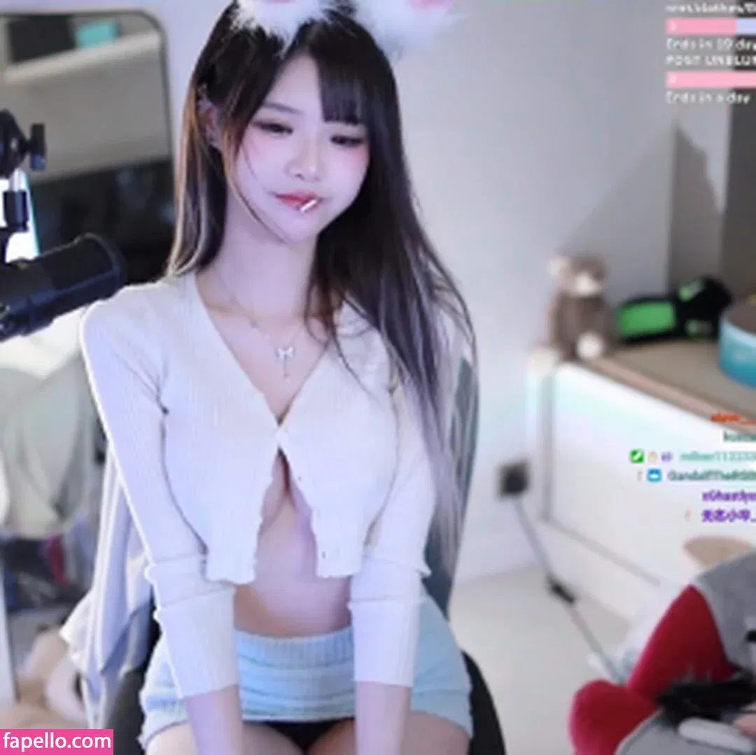 irissiri129 Onlyfans Photo Gallery 