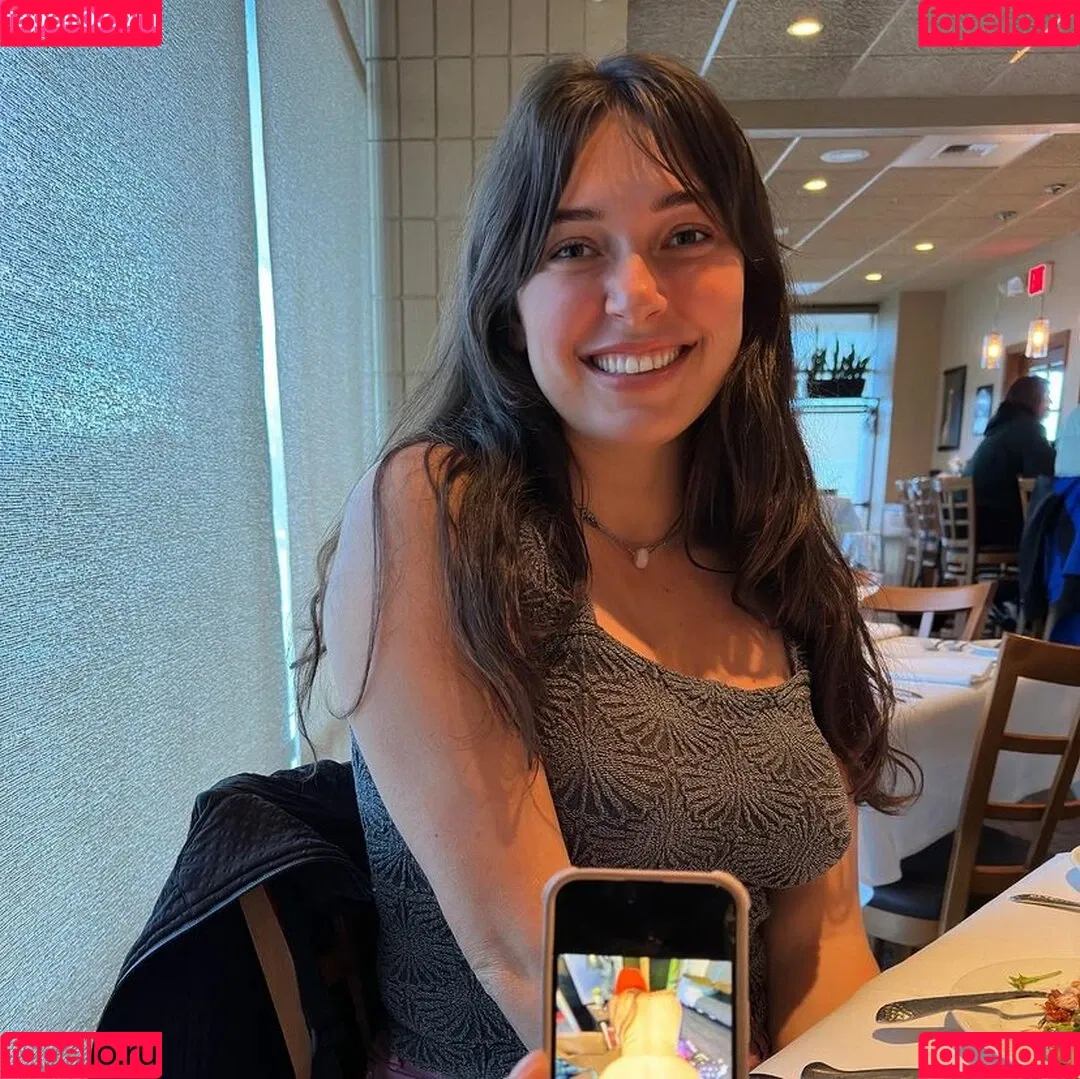 Erin Ashford Onlyfans Photo Gallery 
