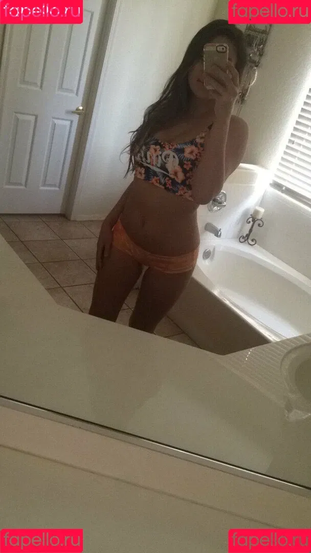 Erin Ashford Onlyfans Photo Gallery 