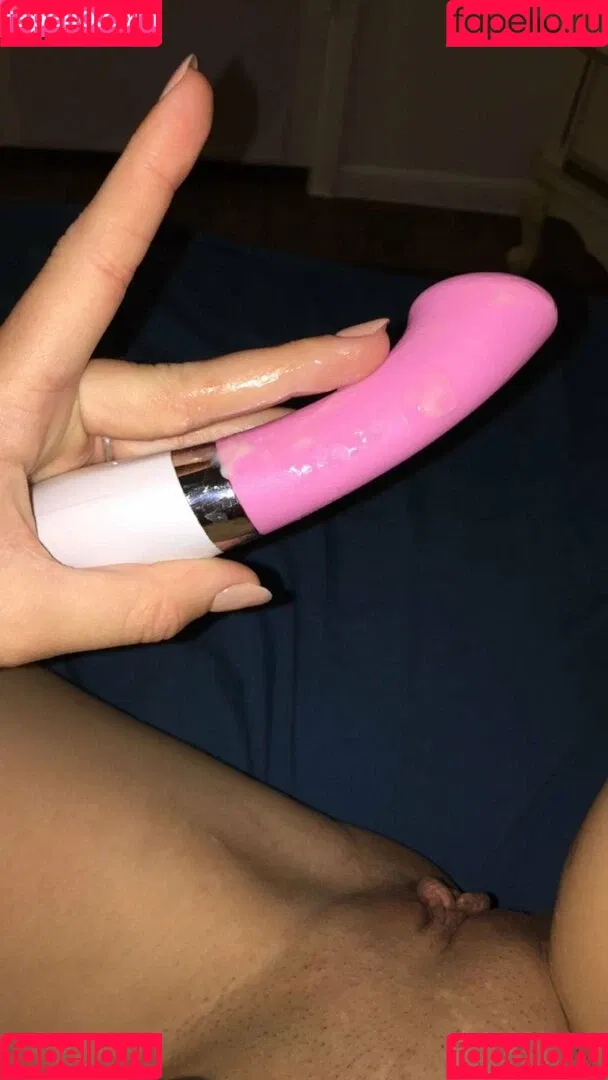 Erin Ashford Onlyfans Photo Gallery 