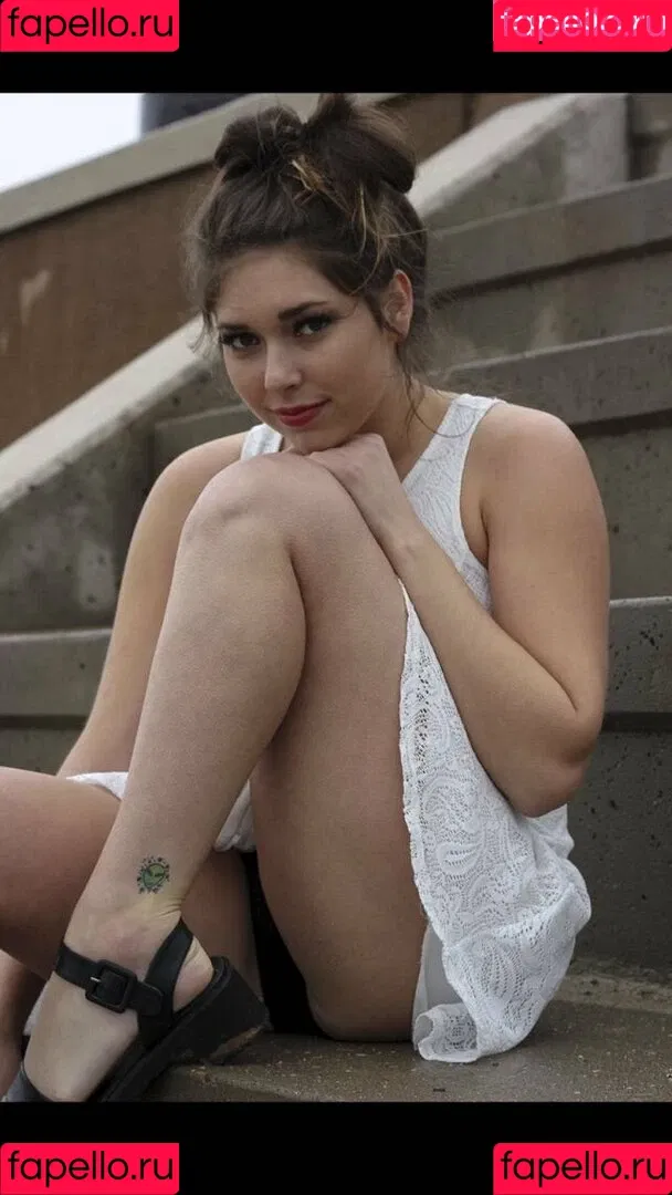 Erin Ashford Onlyfans Photo Gallery 
