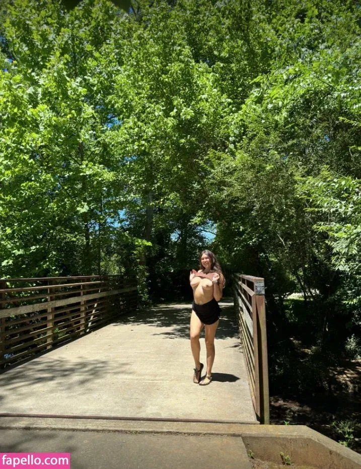 Erin Ashford Onlyfans Photo Gallery 