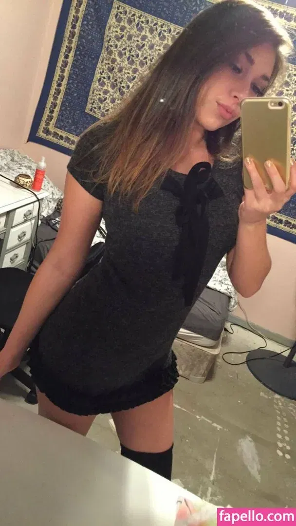 Erin Ashford Onlyfans Photo Gallery 