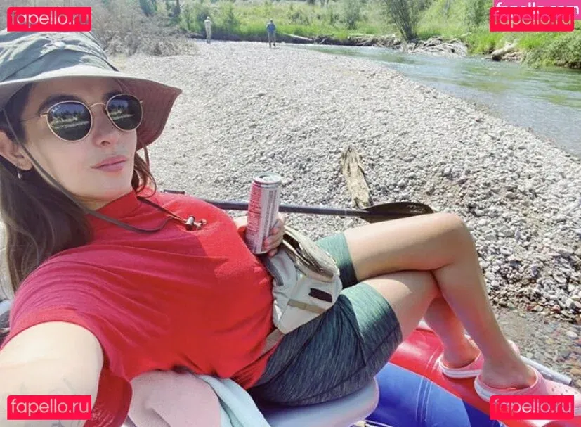 Alanna Masterson Onlyfans Photo Gallery 