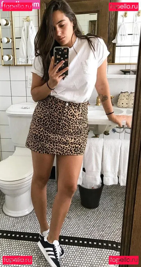 Alanna Masterson Onlyfans Photo Gallery 