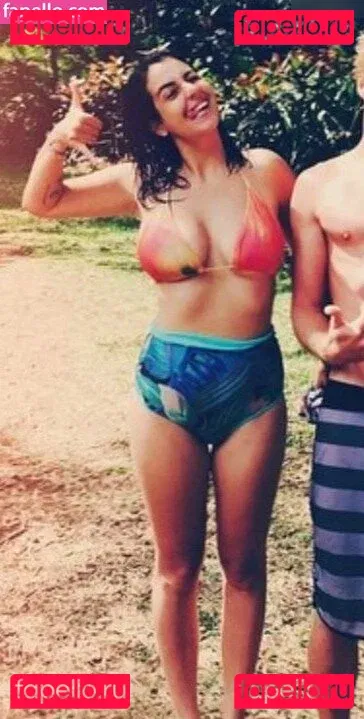 Alanna Masterson Onlyfans Photo Gallery 