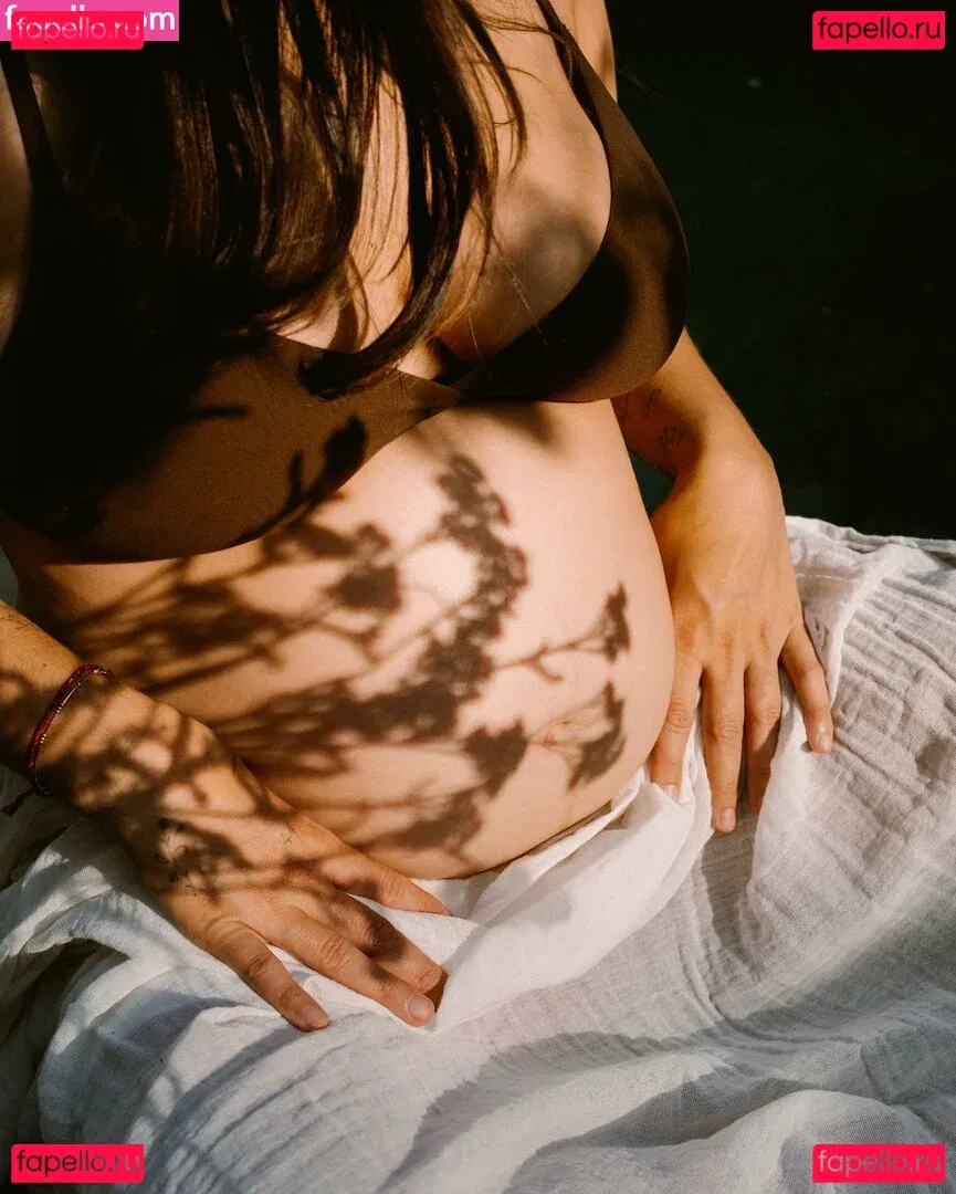 Alanna Masterson Onlyfans Photo Gallery 