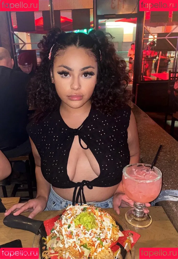 RosalbaNaomi Onlyfans Photo Gallery 
