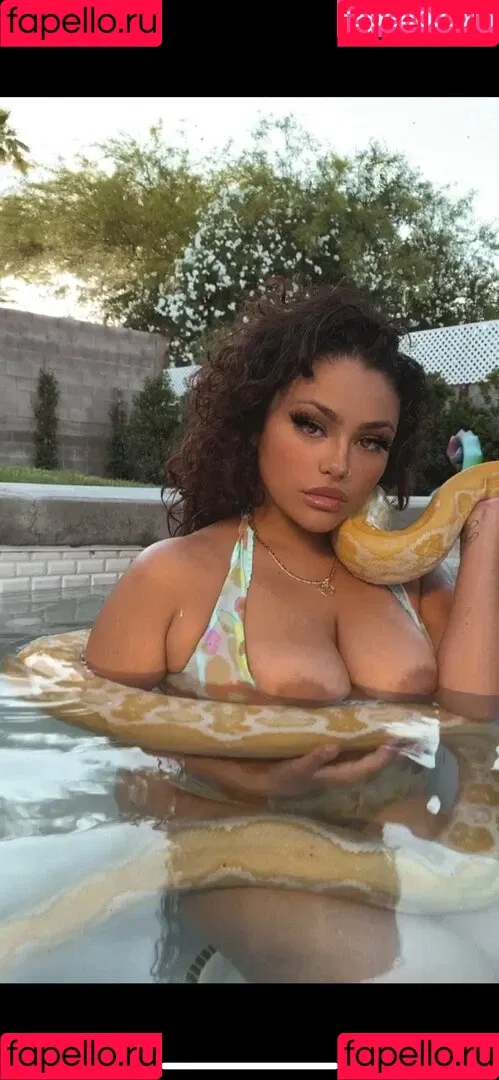 RosalbaNaomi Onlyfans Photo Gallery 