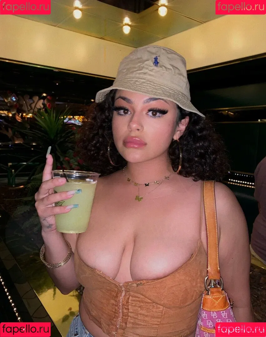 RosalbaNaomi Onlyfans Photo Gallery 