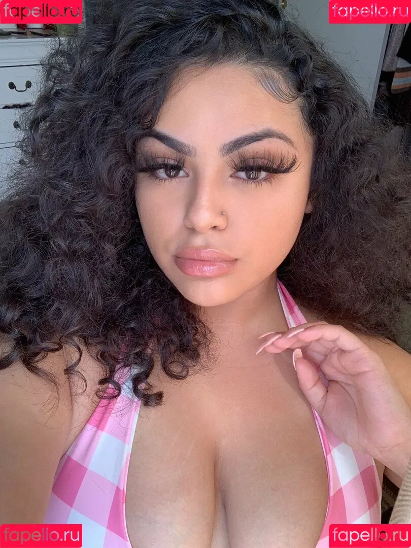 RosalbaNaomi Onlyfans Photo Gallery 