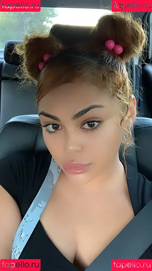 RosalbaNaomi Onlyfans Photo Gallery 