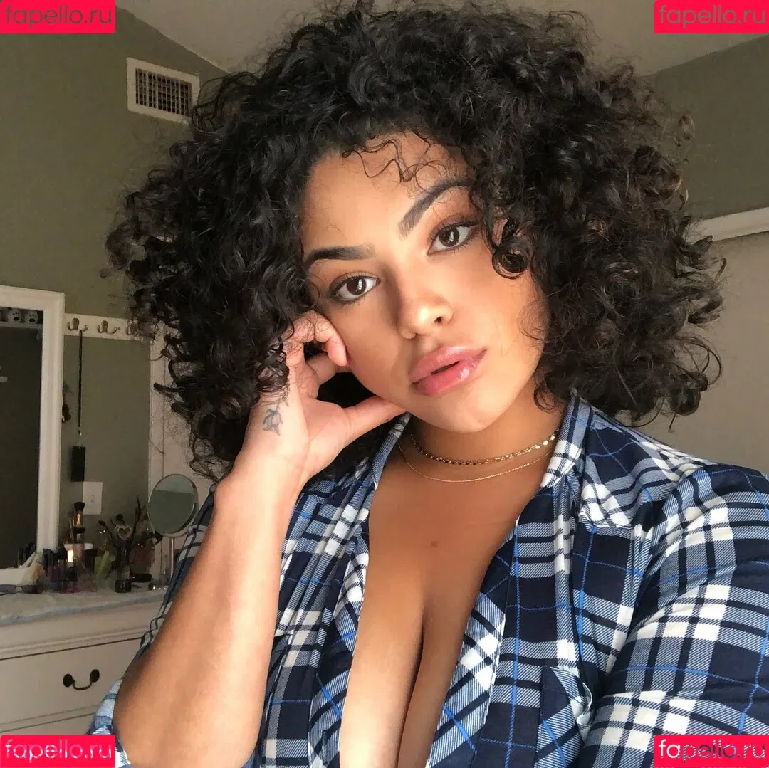 RosalbaNaomi Onlyfans Photo Gallery 