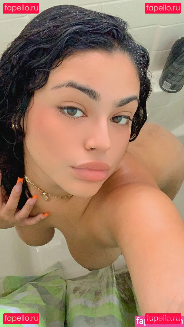 RosalbaNaomi Onlyfans Photo Gallery 