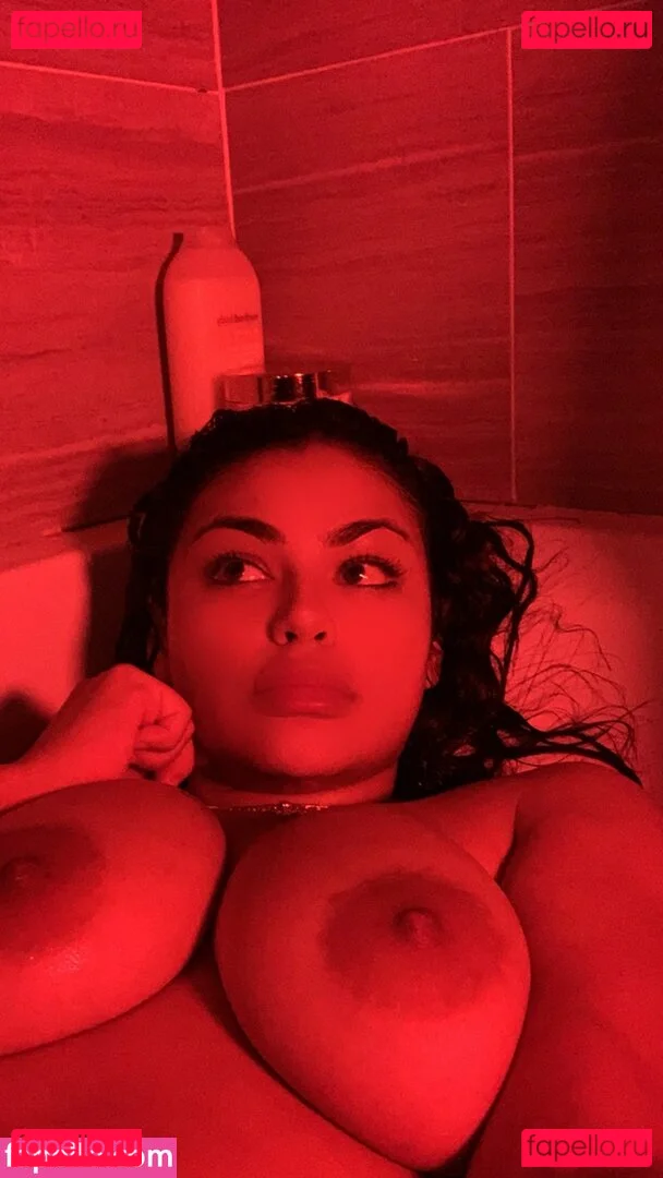 RosalbaNaomi Onlyfans Photo Gallery 