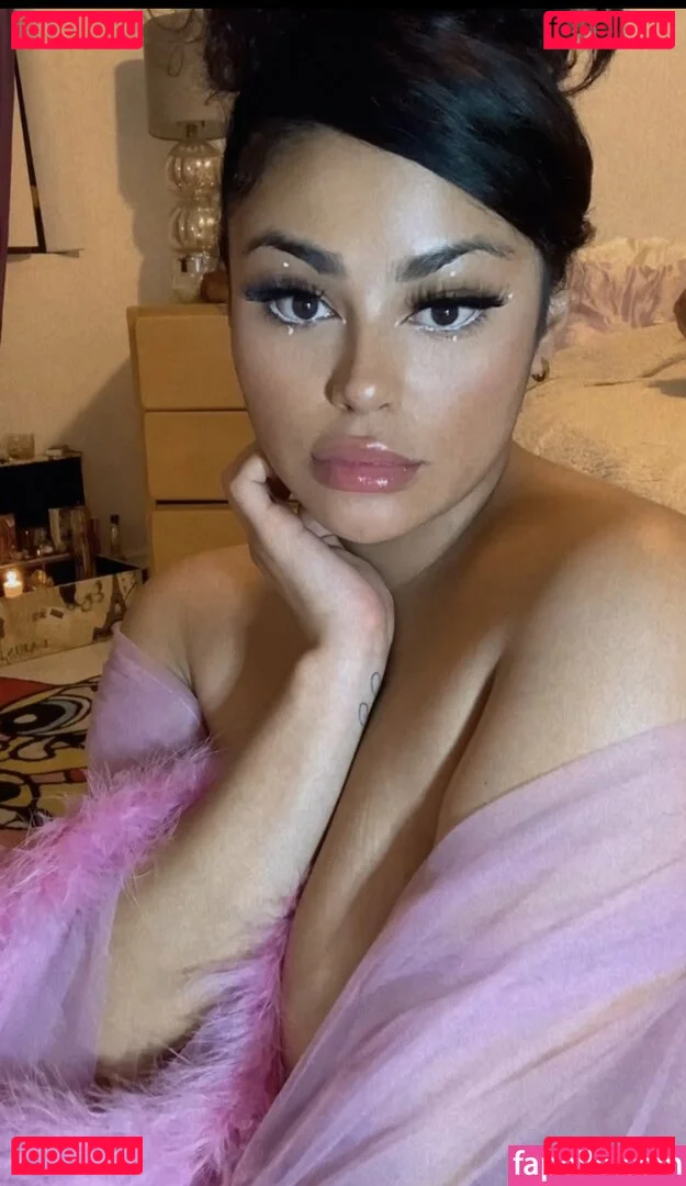 RosalbaNaomi Onlyfans Photo Gallery 