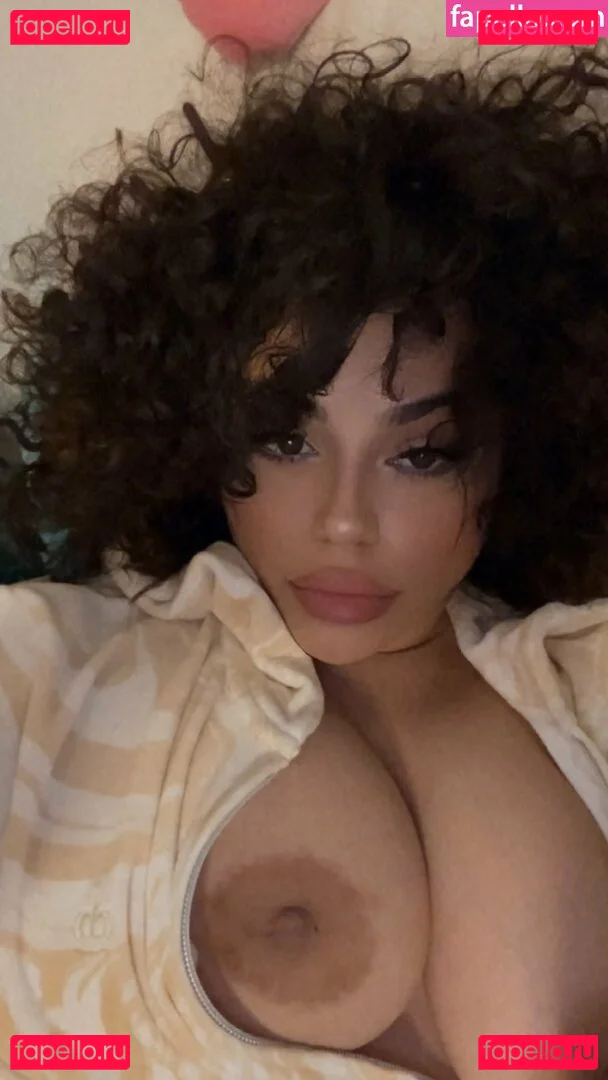 RosalbaNaomi Onlyfans Photo Gallery 