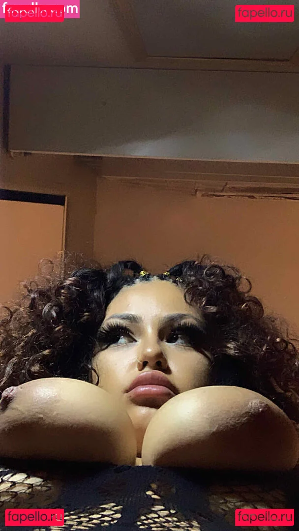 RosalbaNaomi Onlyfans Photo Gallery 