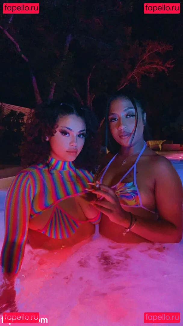 RosalbaNaomi Onlyfans Photo Gallery 