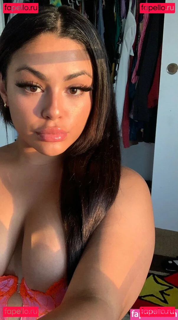 RosalbaNaomi Onlyfans Photo Gallery 