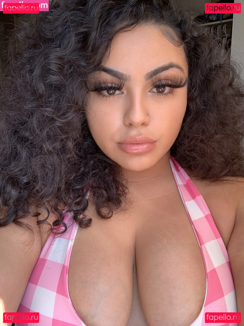 RosalbaNaomi Onlyfans Photo Gallery 