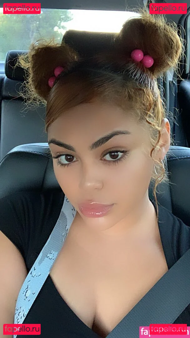 RosalbaNaomi Onlyfans Photo Gallery 