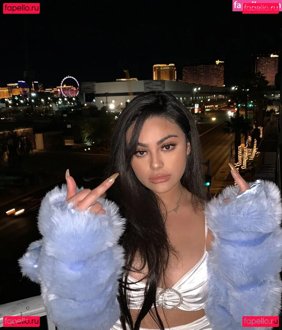 RosalbaNaomi Onlyfans Photo Gallery 